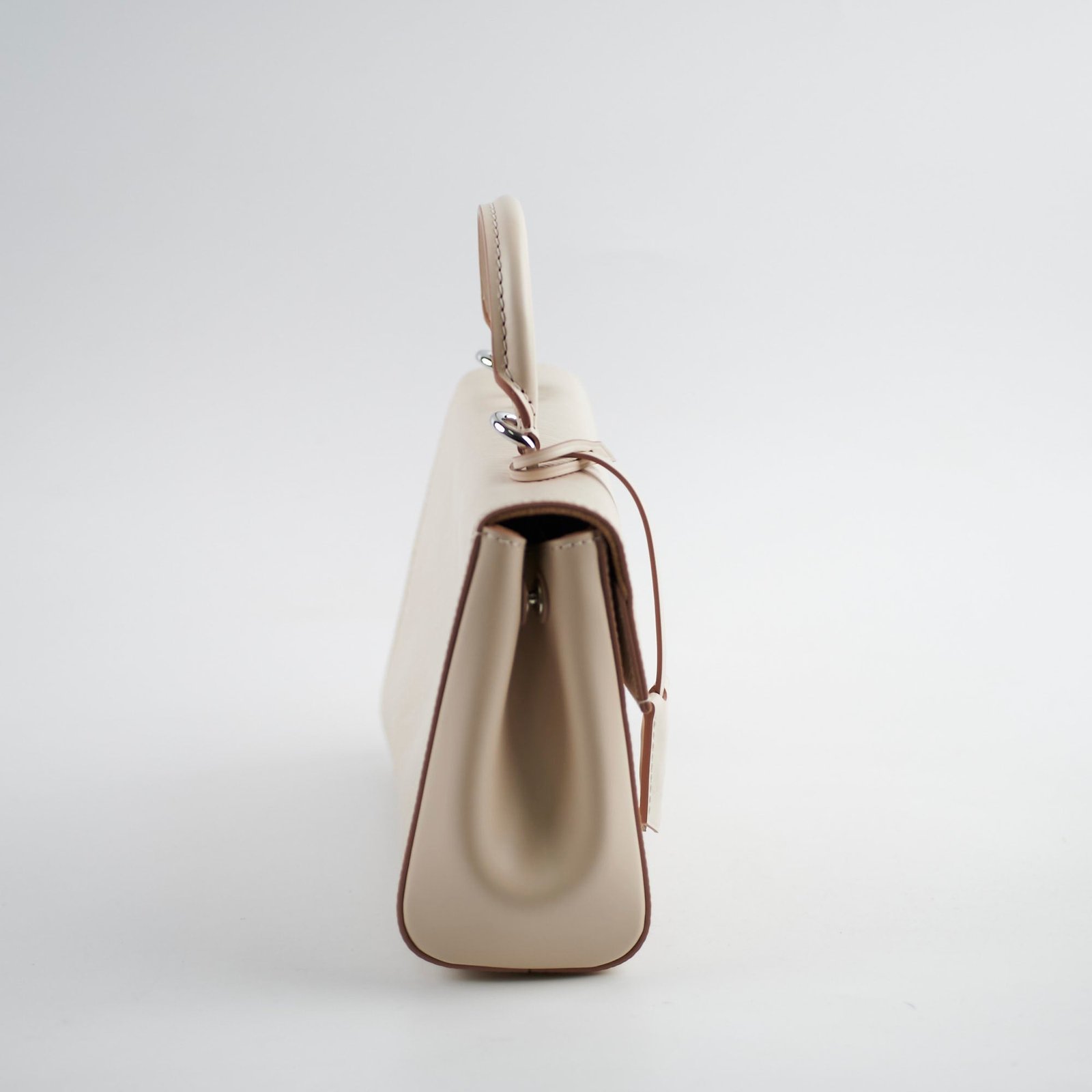 Deal of The Week - Louis Vuitton Mini Clunny Ivory | AlmaBagz