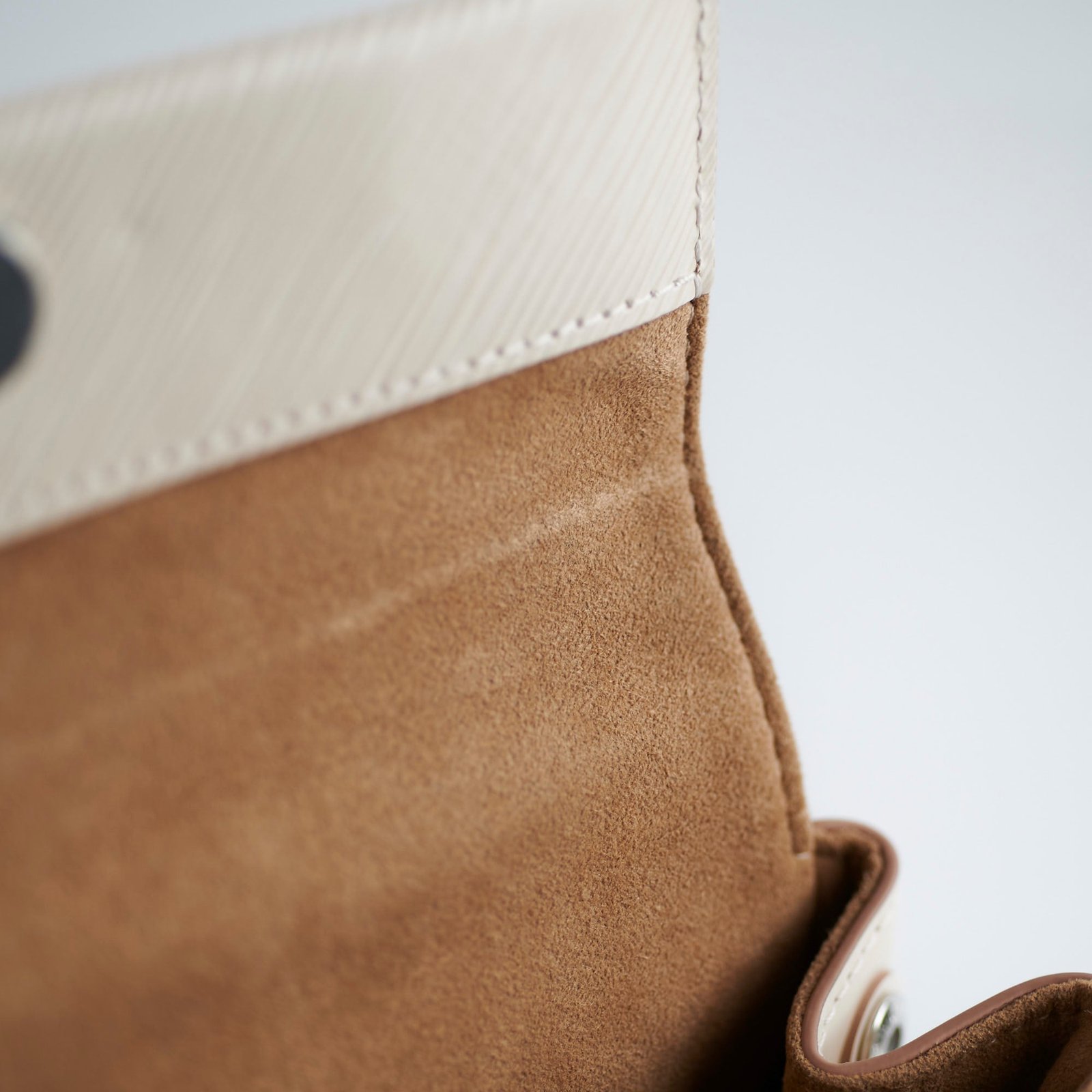 Deal of The Week - Louis Vuitton Mini Clunny Ivory | AlmaBagz - Image 5