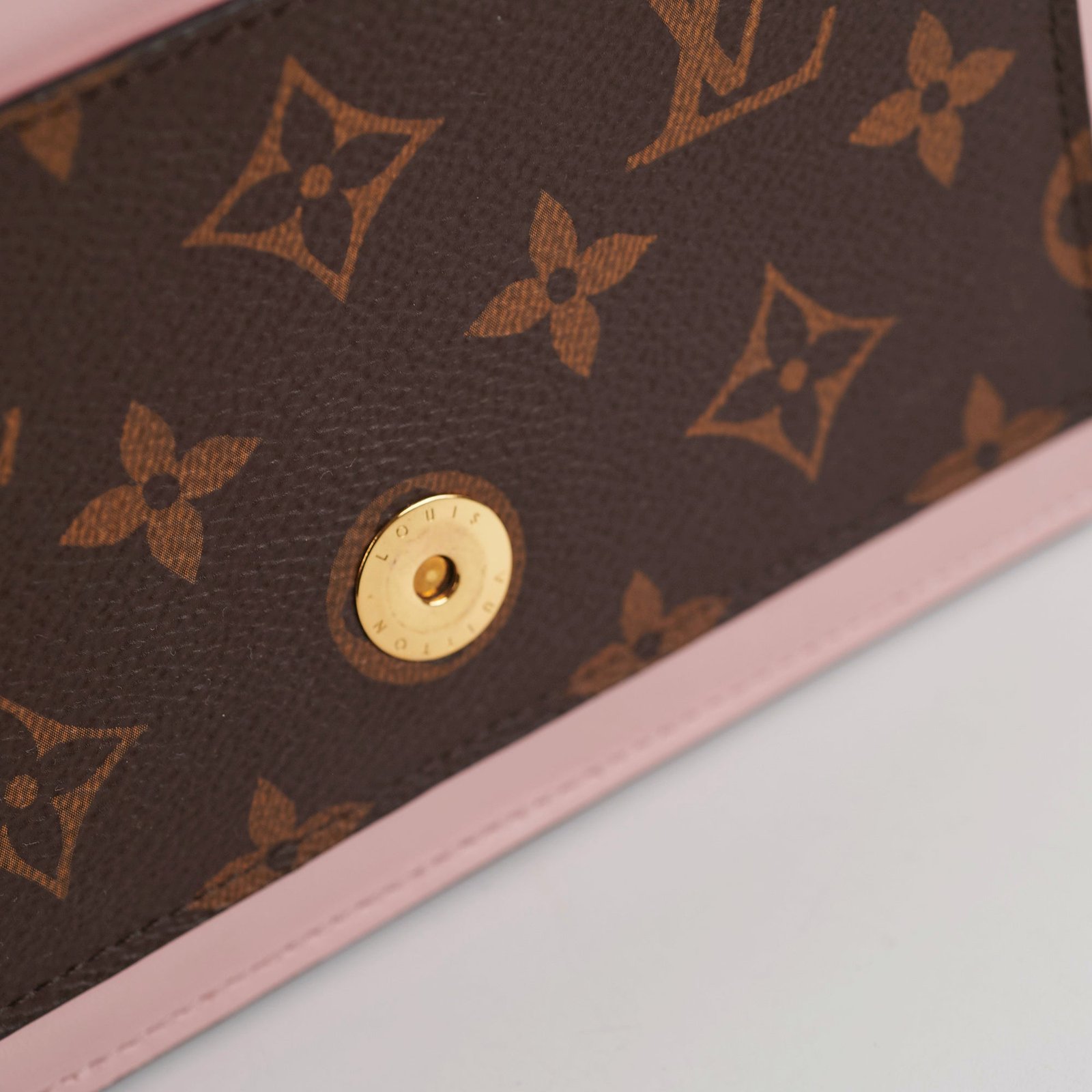 3/7 DOTD- Louis Vuitton Flore Wallet on Chain WOC Monogram/Pink | AlmaBagz - Image 11