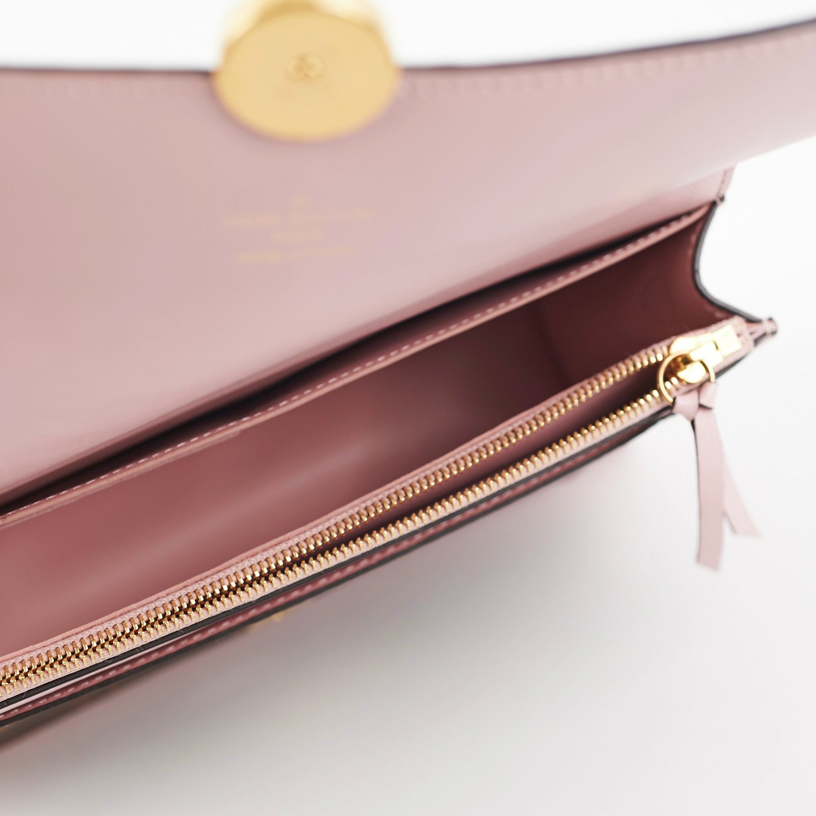 3/7 DOTD- Louis Vuitton Flore Wallet on Chain WOC Monogram/Pink | AlmaBagz - Image 6