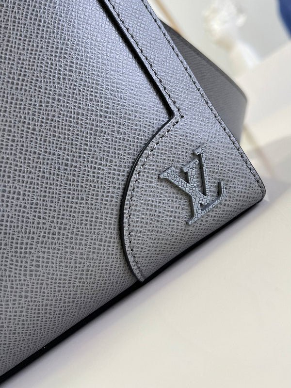 Jane Bags- Louis Vuittons - 16102 | AlmaBagz