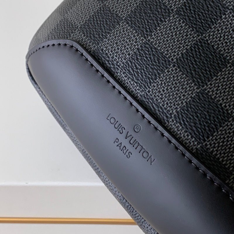Jane Bags- Louis Vuittons - 16090 | AlmaBagz - Image 4