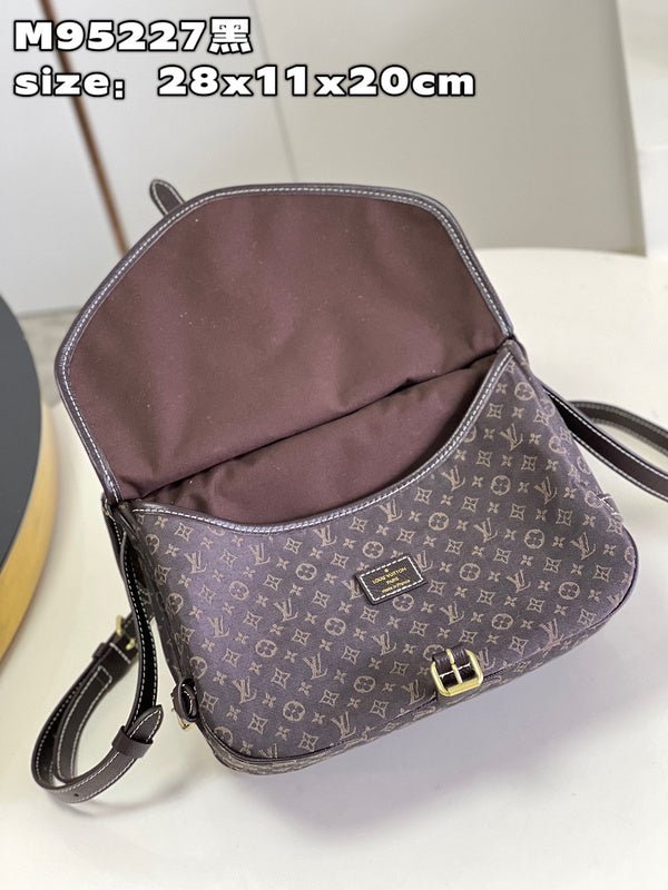 Jane Bags- Louis Vuittons - 15908 | AlmaBagz