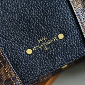 Jane bags - Louis Vuittons  - 7893 | AlmaBagz