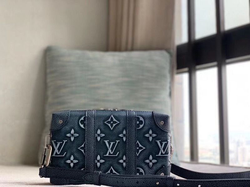 Jane Bags- Louis Vuittons - 15935 | AlmaBagz - Image 3