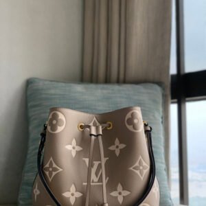 Jane Bags- Louis Vuittons  - 16165 | AlmaBagz
