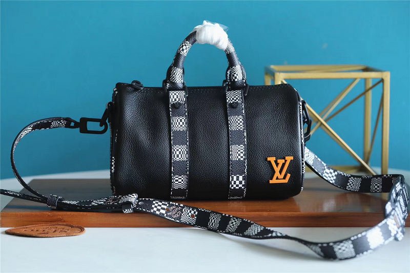 Jane bags - Louis Vuittons - 9440 | AlmaBagz