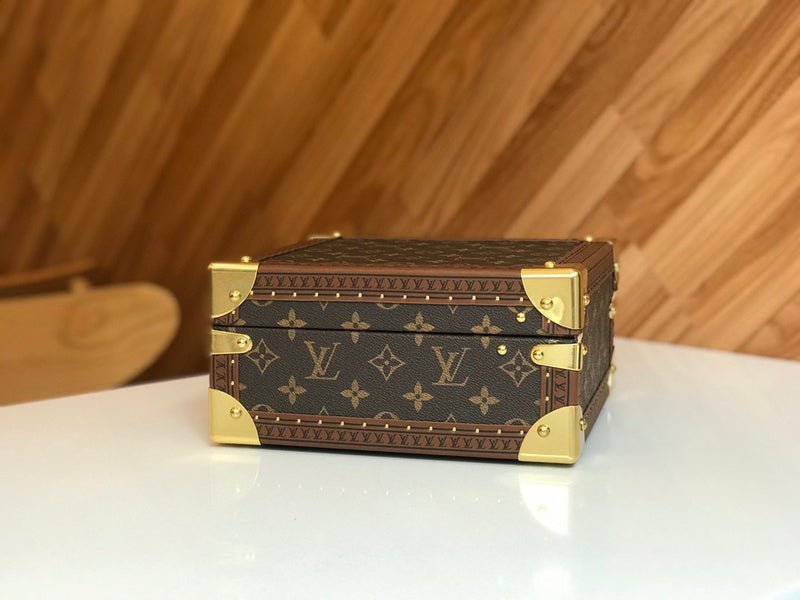 Jane Bags- Louis Vuittons - 16207 | AlmaBagz - Image 17