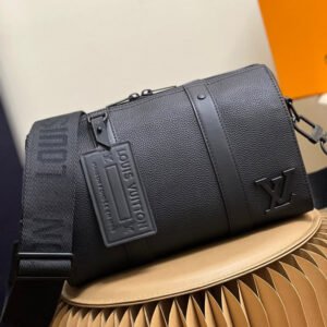 Jane bags- Louis Vuittons  - 16705 | AlmaBagz
