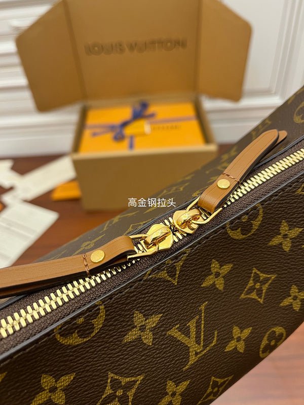 Jane Bags- Louis Vuittons - 16079 | AlmaBagz - Image 5