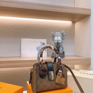 Jane bags - Louis Vuittons  - 14904 | AlmaBagz