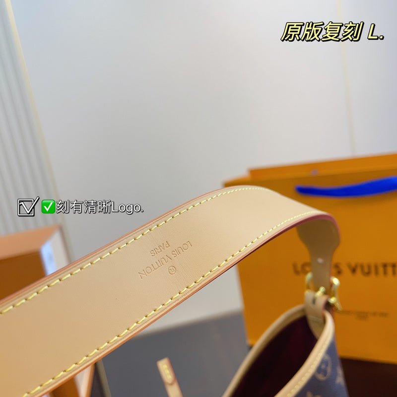 Jane Bags- Louis Vuittons - 15905 | AlmaBagz