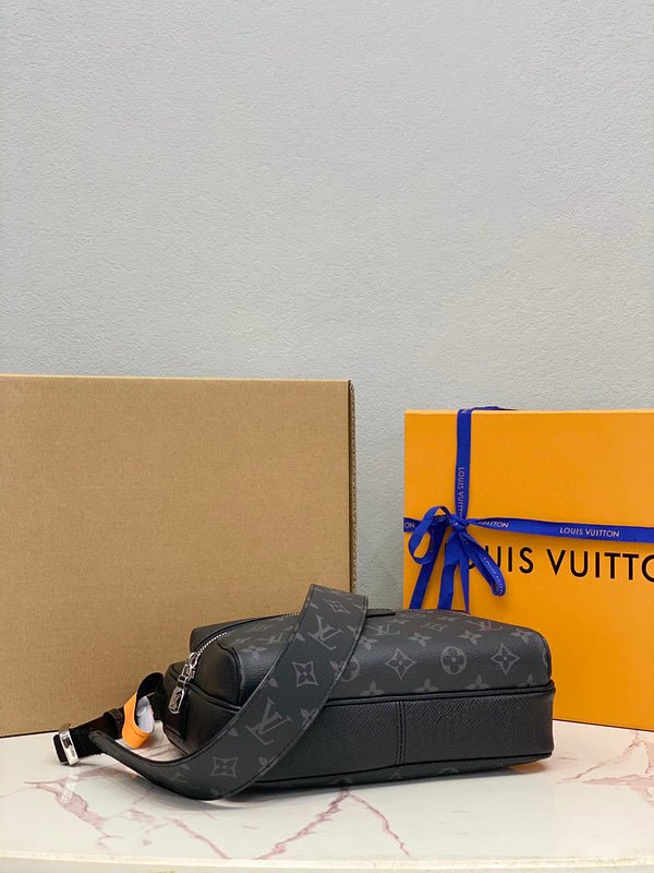 Jane Bags- Louis Vuittons - 16243 | AlmaBagz