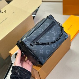 Jane bags - Louis Vuittons  - 14988 | AlmaBagz