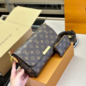 Jane bags - Louis Vuittons  - 14992 | AlmaBagz