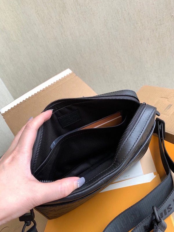 Jane Bags- Louis Vuittons - 15870 | AlmaBagz - Image 9