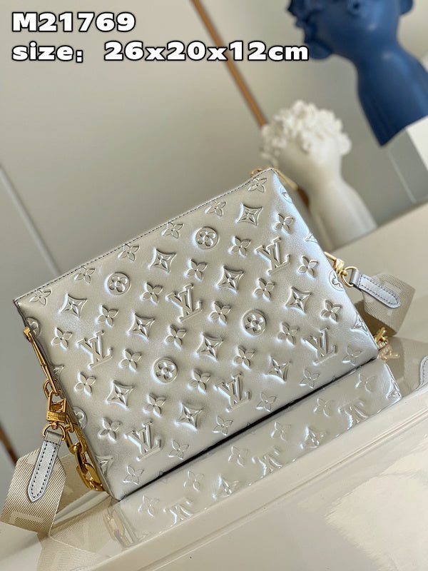 Jane Bags- Louis Vuittons - 15977 | AlmaBagz