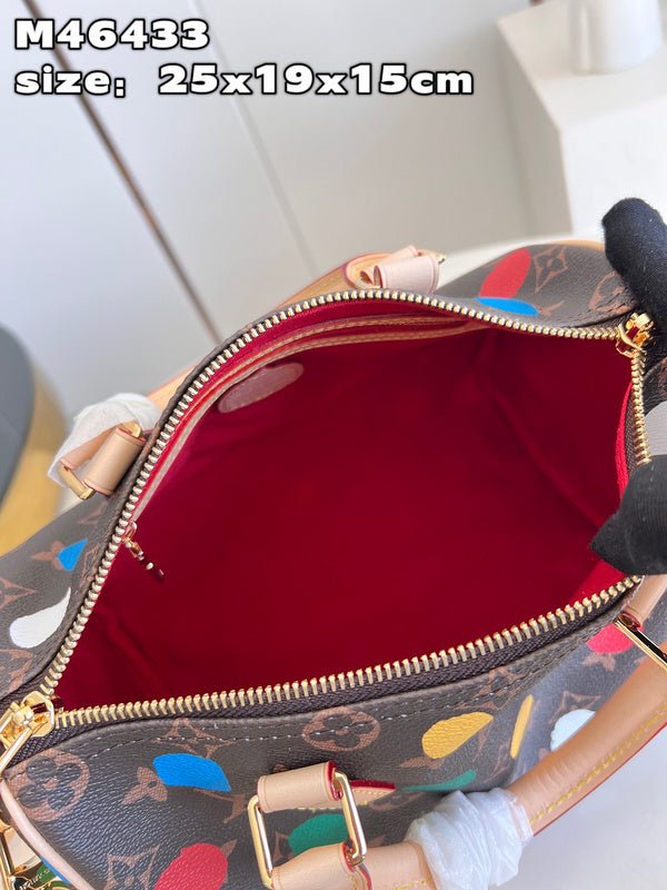 Jane Bags- Louis Vuittons - 15979 | AlmaBagz - Image 5