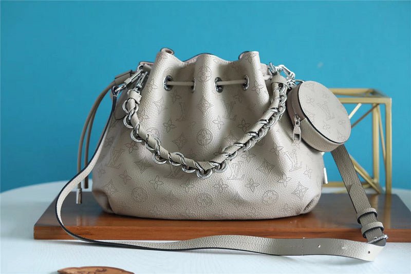 Jane bags - Louis Vuittons - 7900 | AlmaBagz
