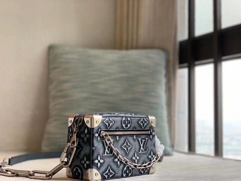 Jane Bags- Louis Vuittons - 15923 | AlmaBagz - Image 2