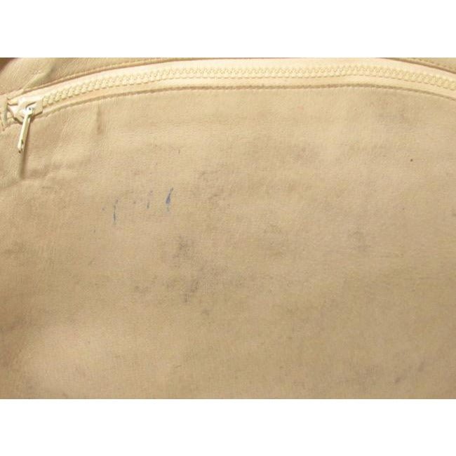 Early, Gucci, Jackie supple off-white colored leather XL hobo style shoulder bag with a gold horse-bit closure and accents, and two settings for the strap's length | AlmaBagz - Image 10