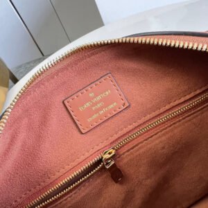 Jane Bags- Louis Vuittons  - 16307 | AlmaBagz