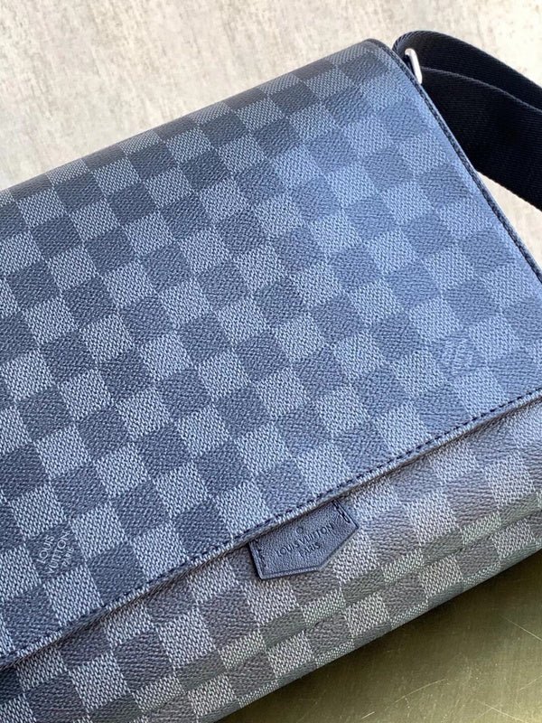 Jane Bags- Louis Vuittons - 15869 | AlmaBagz