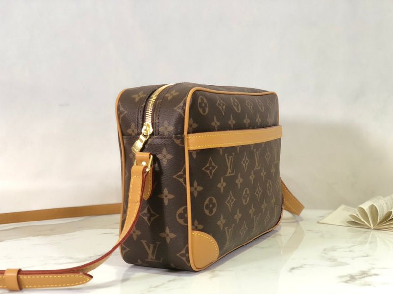 Jane Bags- Louis Vuittons - 16035 | AlmaBagz - Image 5