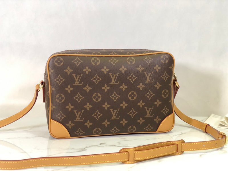 Jane Bags- Louis Vuittons - 16035 | AlmaBagz - Image 10