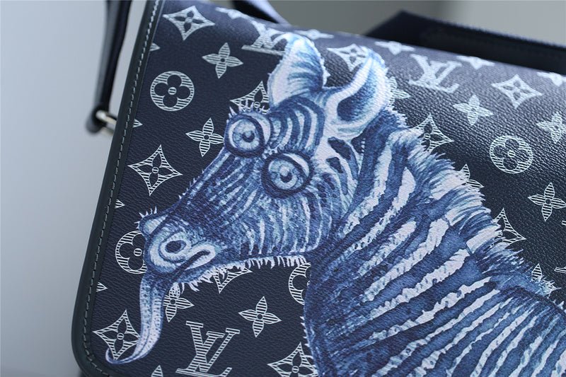 blarva bags - Louis Vuittons - 10472 | AlmaBagz - Image 6