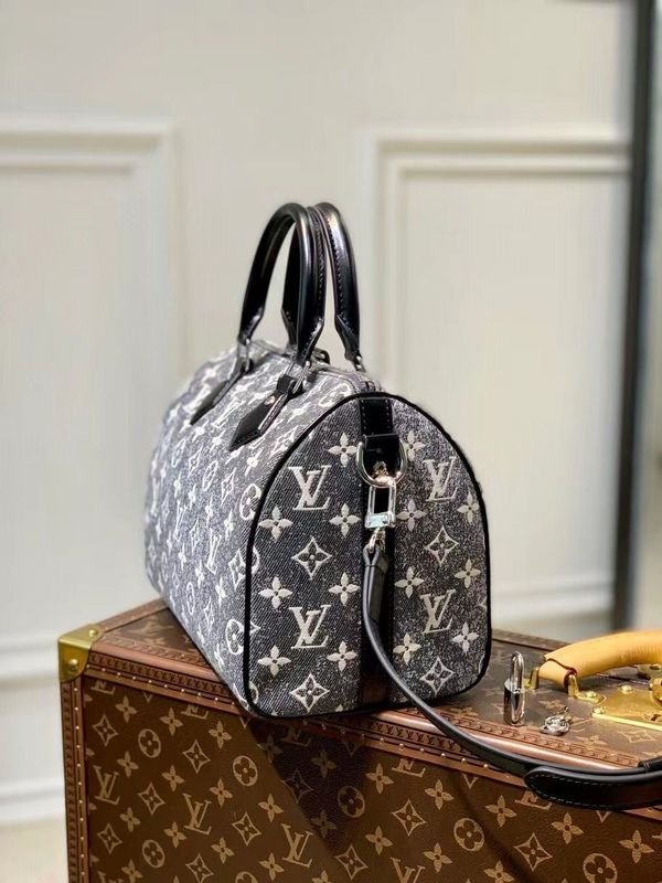 Jane Bags- Louis Vuittons - 15966 | AlmaBagz - Image 3