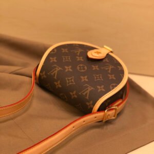Jane bags - Louis Vuittons  - 15549 | AlmaBagz