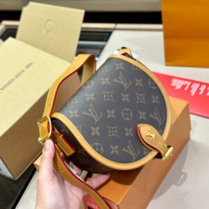 Jane bags - Louis Vuittons  - 14996 | AlmaBagz