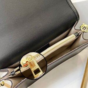 Classic Black Woman Gucci shoulder handbag | AlmaBagz