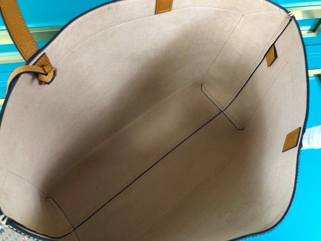 Disney x Gucci Tote Bag | AlmaBagz - Image 4