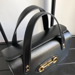 Classic Woman Gucci handbag | AlmaBagz