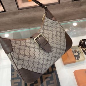 Classic Gucci woman Handbag | AlmaBagz