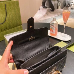 Black Gucci crossbody | AlmaBagz