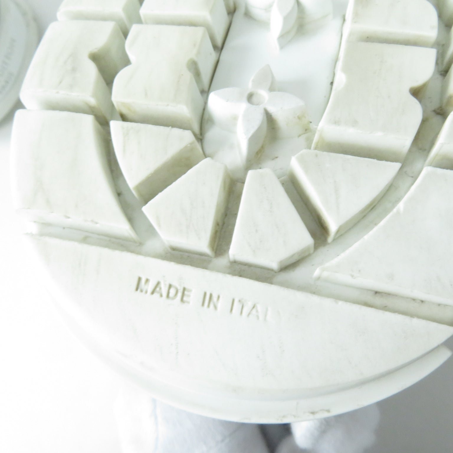 LOUIS VUITTON sneakers Main: Leather Black White Squad Line Yayoi Kusama Women 40 Used | AlmaBagz - Image 10