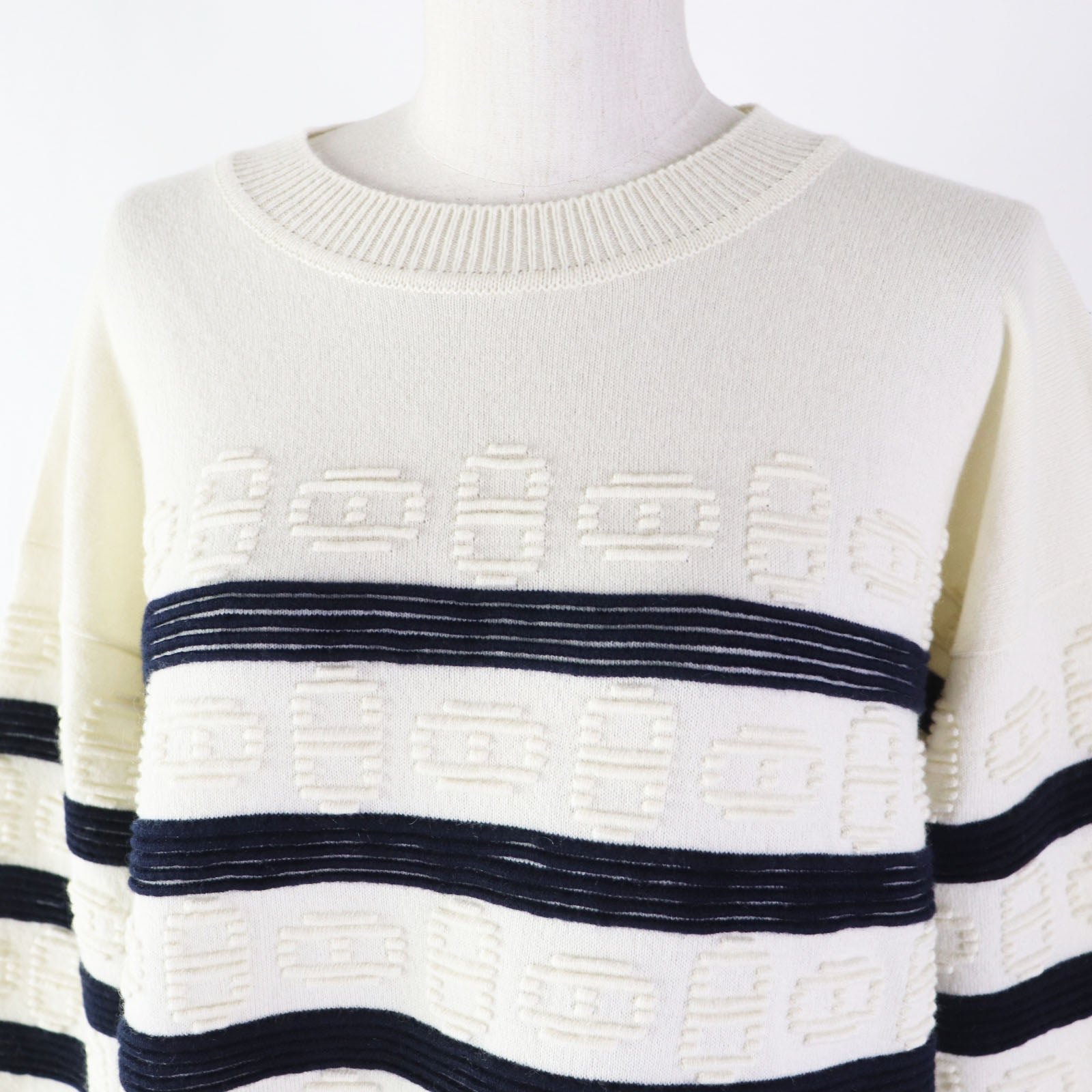 HERMES knit 3E2524D2 cashmere White navy 34 | AlmaBagz