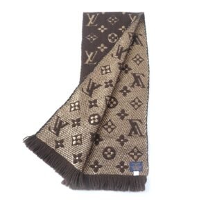 LOUIS VUITTON Scarf M71383 Main: 95% wool, Main: 3% silk, Main: 2% polyester Marron Logo mania Women Used | AlmaBagz