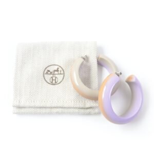 HERMES Pierce Lakkawood Lila Stand Earrings Fusion PM | AlmaBagz