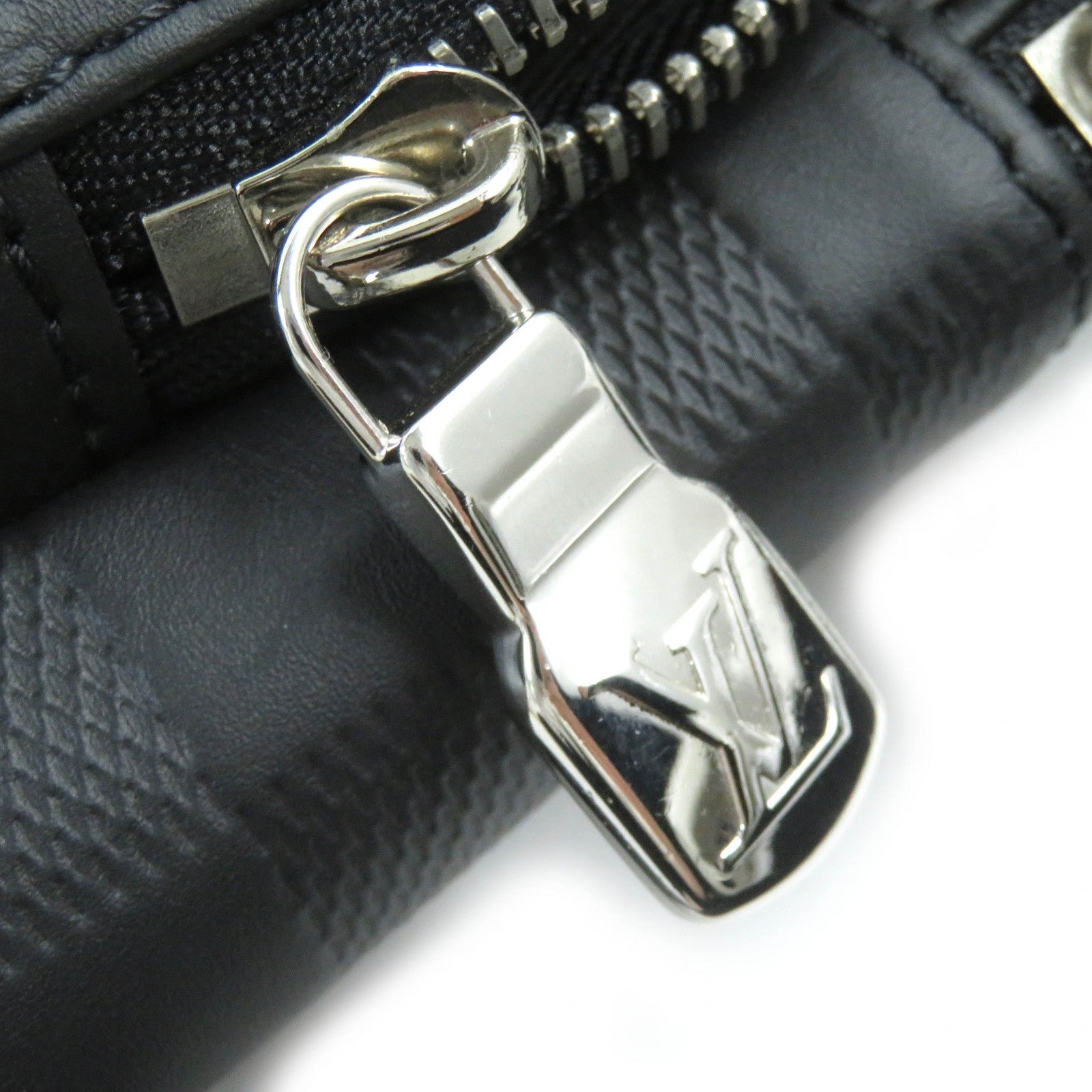 LOUIS VUITTON Sling bag N41720 Damier Anfini black Avenue sling bag | AlmaBagz - Image 8
