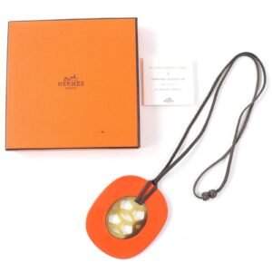 HERMES Necklace Buffalo Fawn Lacquer Wood Orange Brown type Lift GM | AlmaBagz