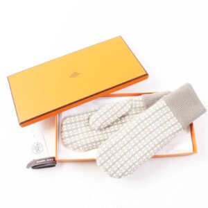 HERMES gloves cashmere Greige Ivory Hope S | AlmaBagz