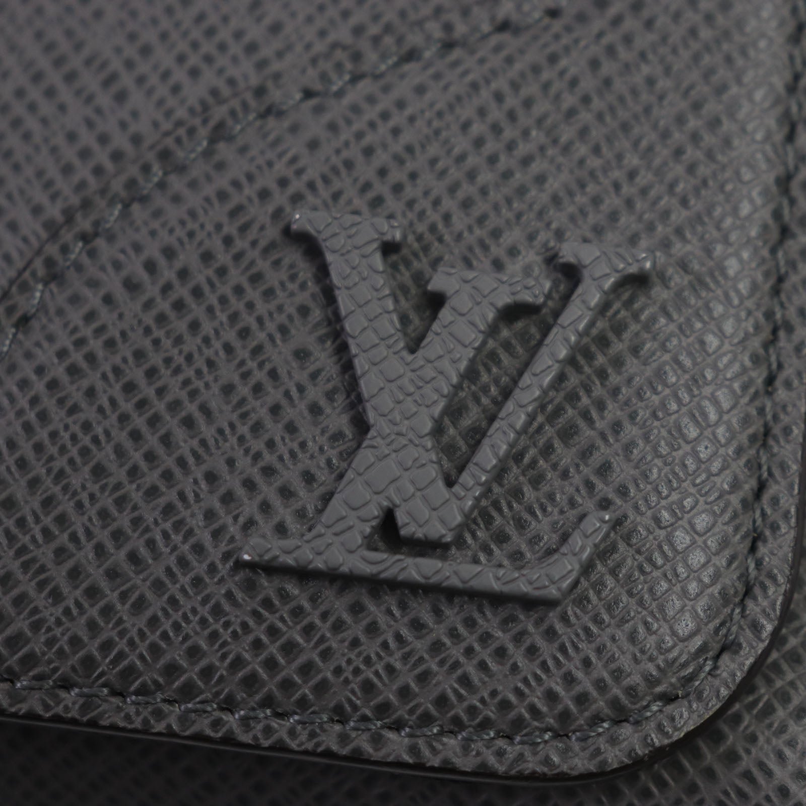 LOUIS VUITTON Shoulder Bag M30808 Taiga Leather gray Taiga new flap messenger | AlmaBagz - Image 7