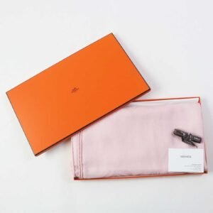 HERMES shawl cashmere Rose Petal (baby pink) Etoile New Libris | AlmaBagz