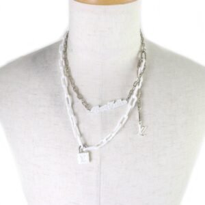 LOUIS VUITTON Necklace MP2566 metal Silver white | AlmaBagz