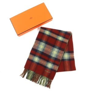 HERMES Scarf cashmere Red type Back to school | AlmaBagz