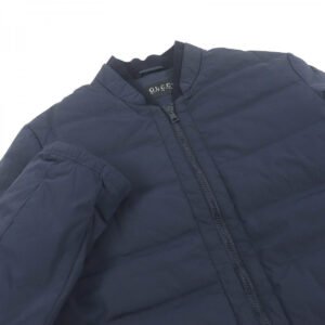 GUCCI Down jacket 322555 Main: 92% nylon, Main: 8% polyurethane, Part: 98% wool, Part: 2% polyurethane, Filling: 100% down Navy mens 44 Used | AlmaBagz